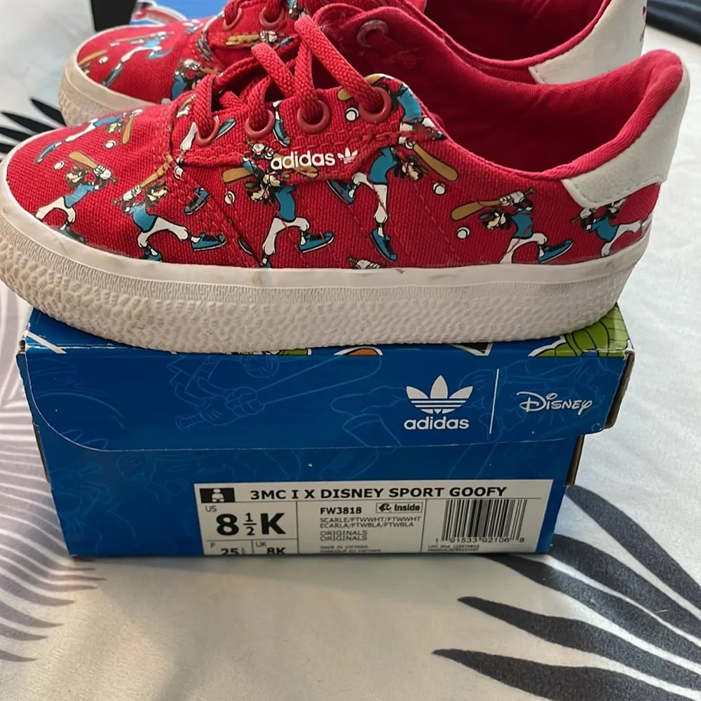 Adidas Disney sport goofy sneakers